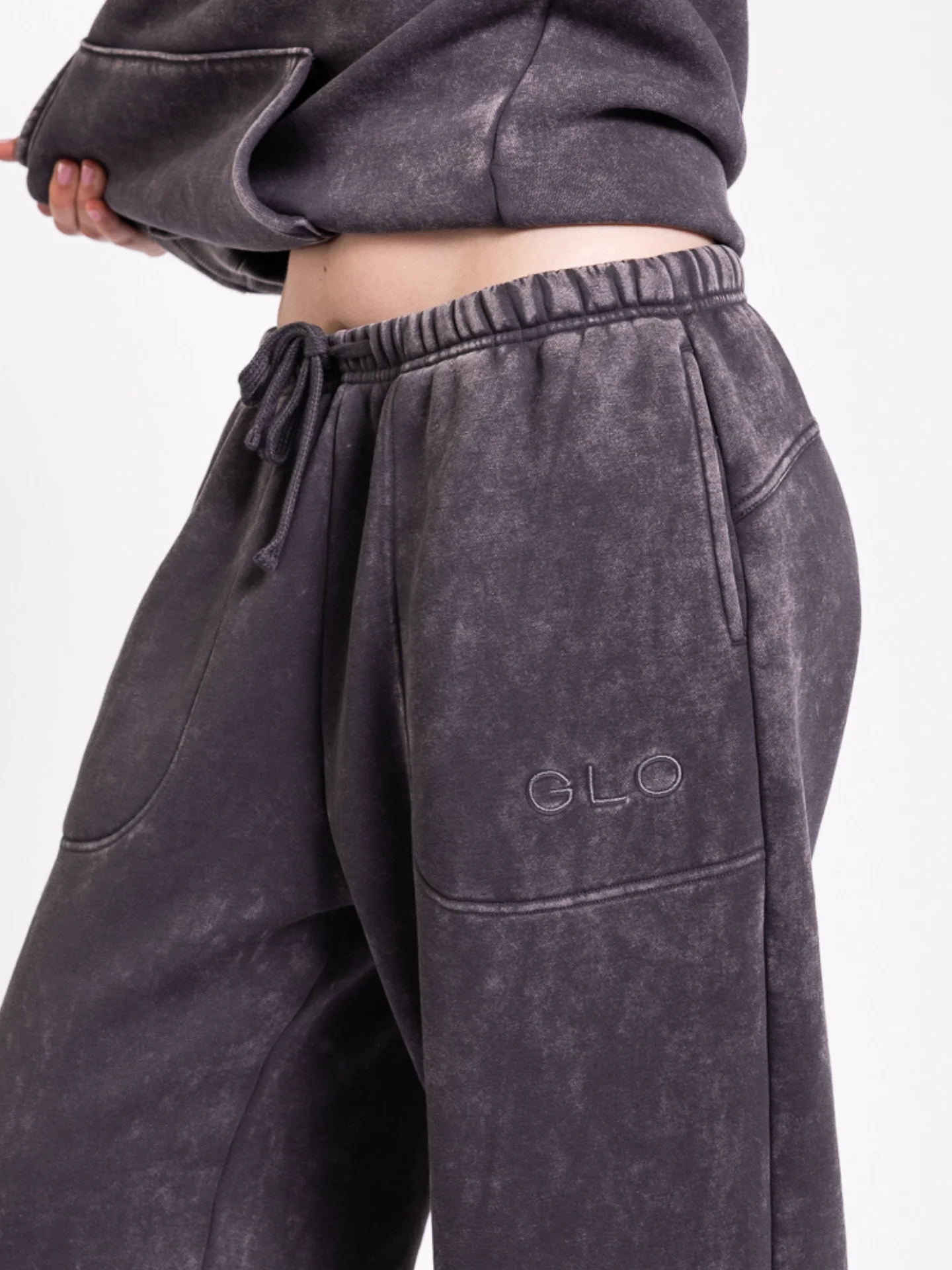 Kingdom Essential Snow Wash Jogger - Image 44
