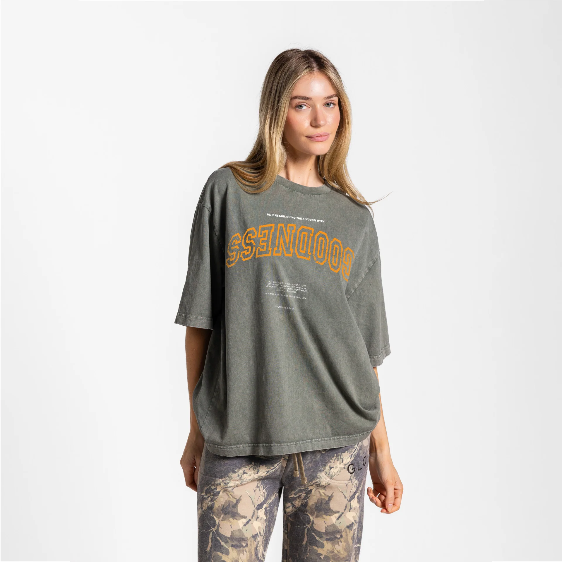 Upside Down Goodness Boxy Tee Mineral Wash - Thyme