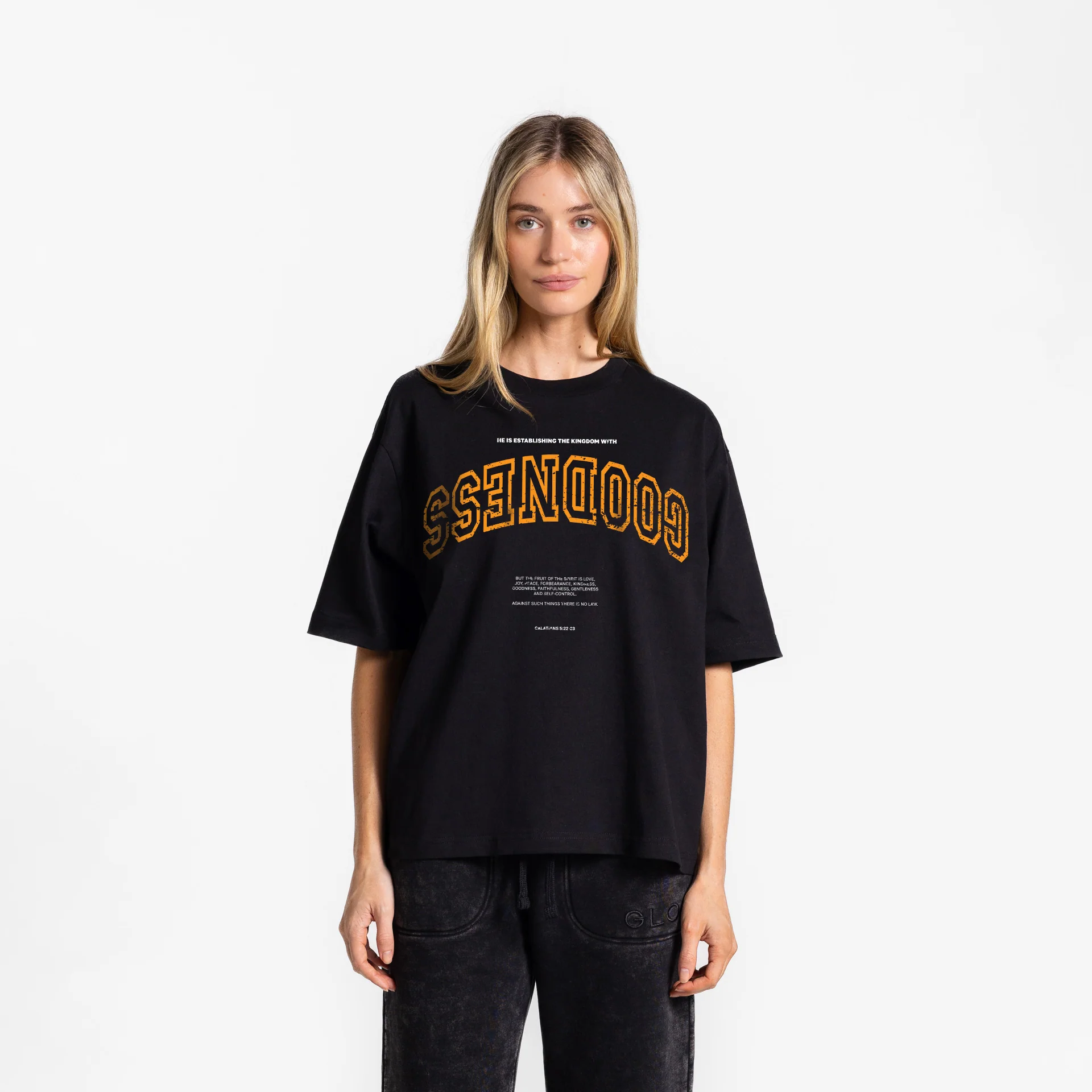 Upside Down Goodness GLO Boxy Tee - Regular Wash - Jet Black