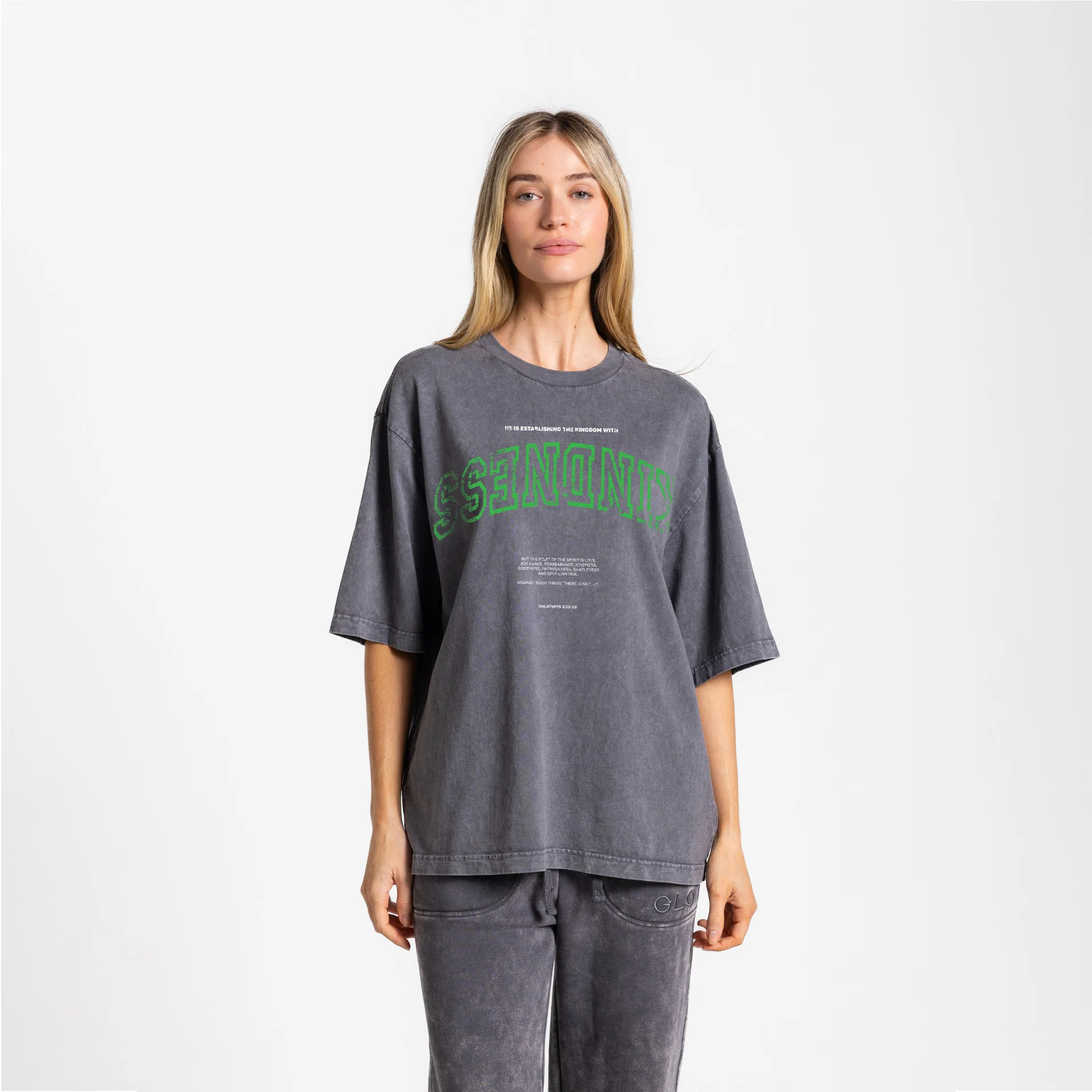 Upside Down Kindness Boxy Tee Mineral Wash - Dark Shadow