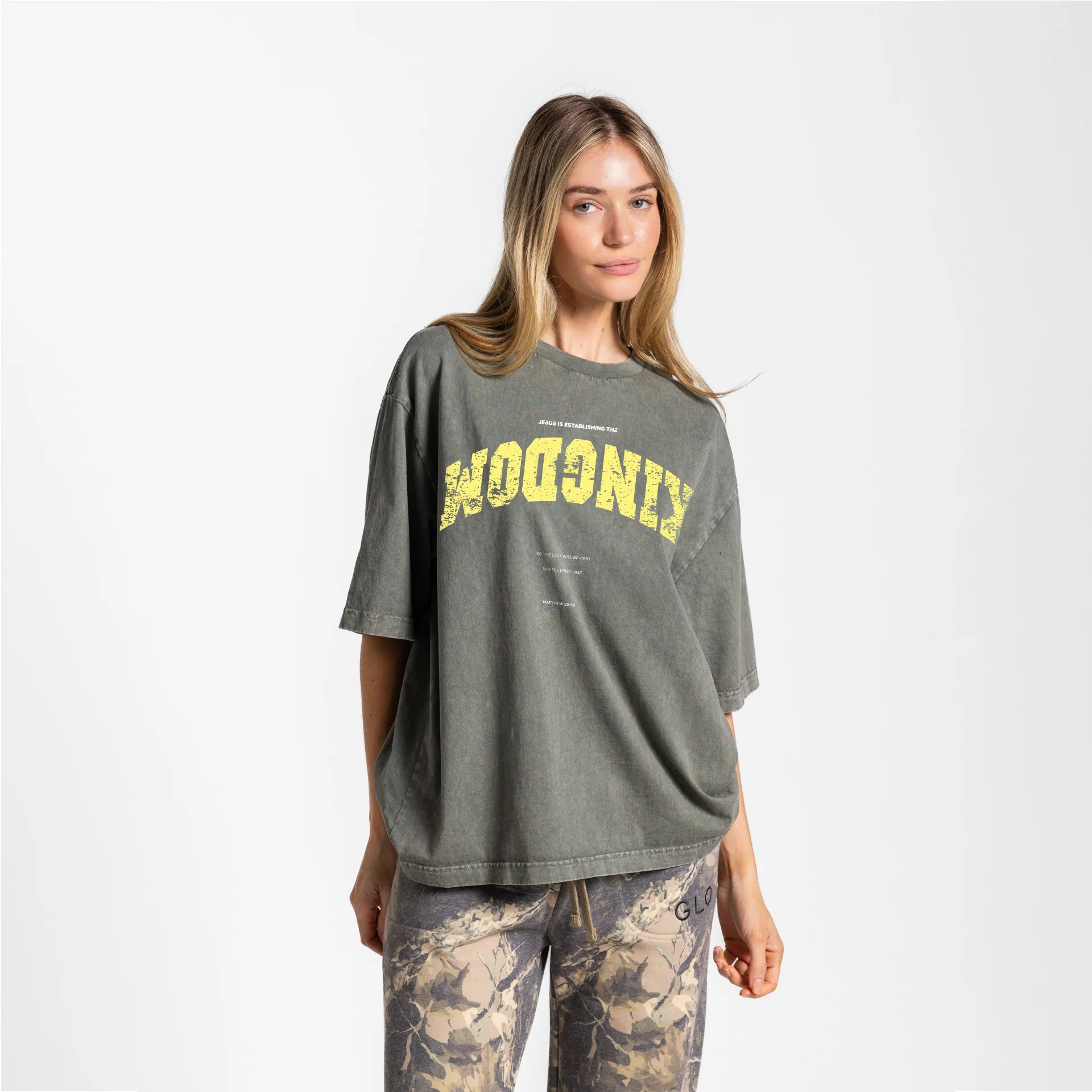 Upside Down Kingdom Boxy Tee Mineral Wash - Thyme